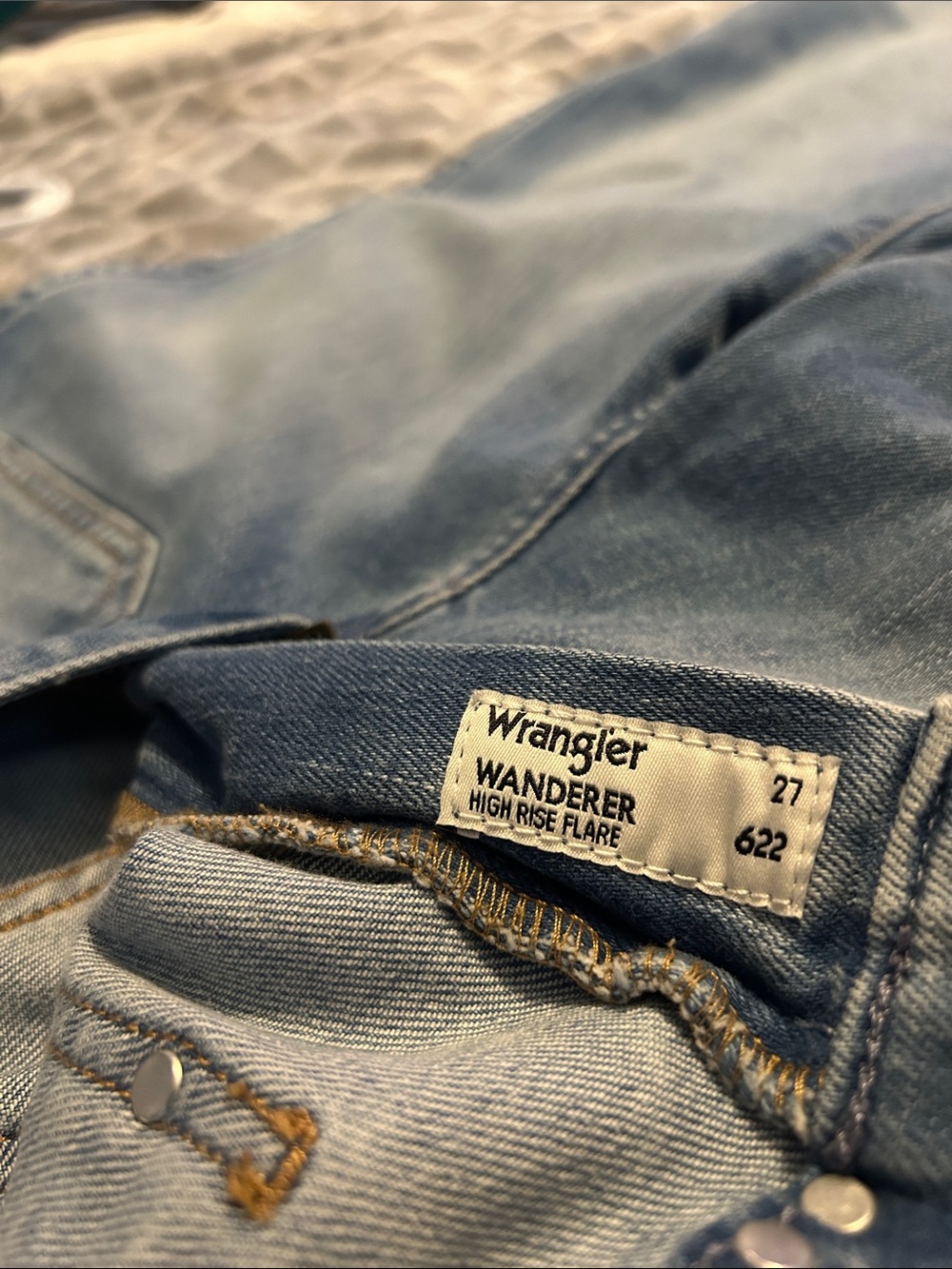 Wrangler Women's Wide-Leg Flare Jeans - Faded Blue - Picture 4 of 5